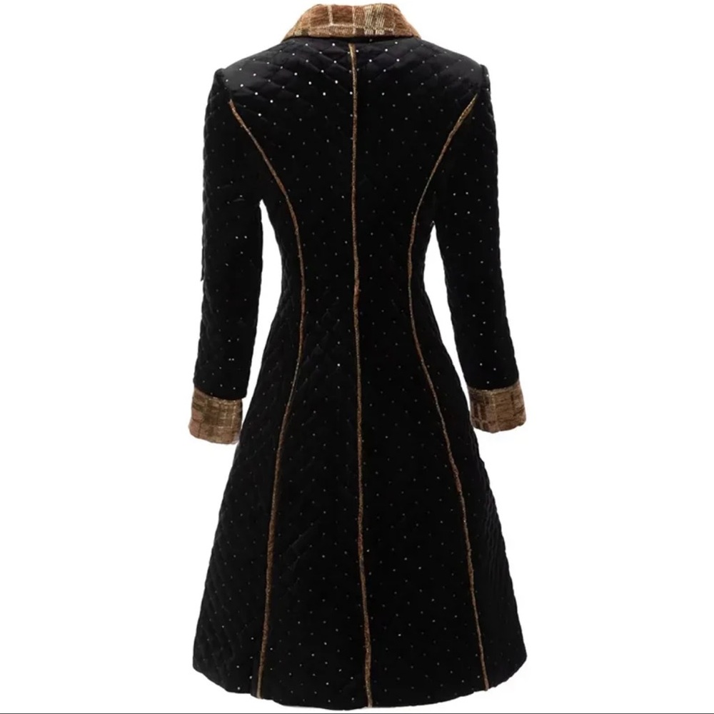 GORGEOUS Quilted Velvet Metallic Long Jacket The Ipinel - Picture 3 of 10
